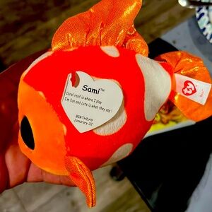 1 fish beanie baby TY brand